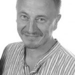 Markku Soikkeli on kirjailija, kriitikko ja kirjallisuudentutkija, joka on erikoistunut tieteisfiktion ja fantasian tutkimukseen.